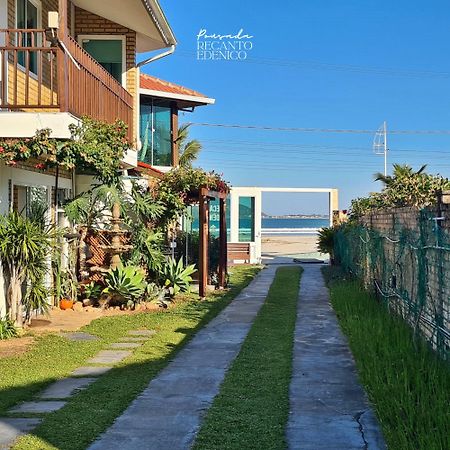 Pousada Recanto Edenico - A Beira Mar Da Praia Ponta Do Papagaio, Palhoca Sc Экстерьер фото